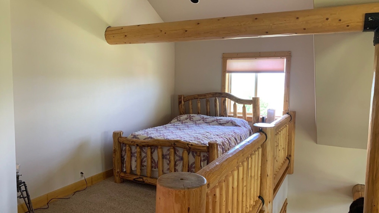 Photo of Bedroom in Star Valley Ranch
