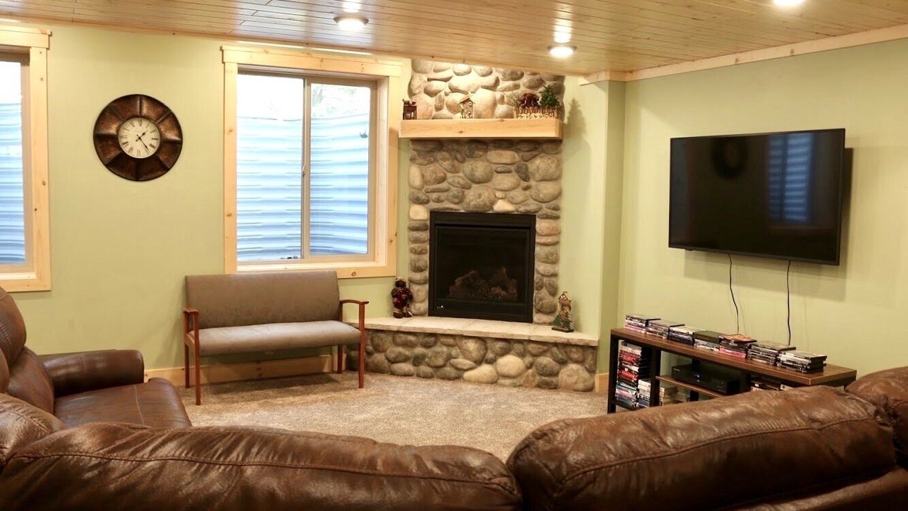 Photo of Livingroom in Island Park