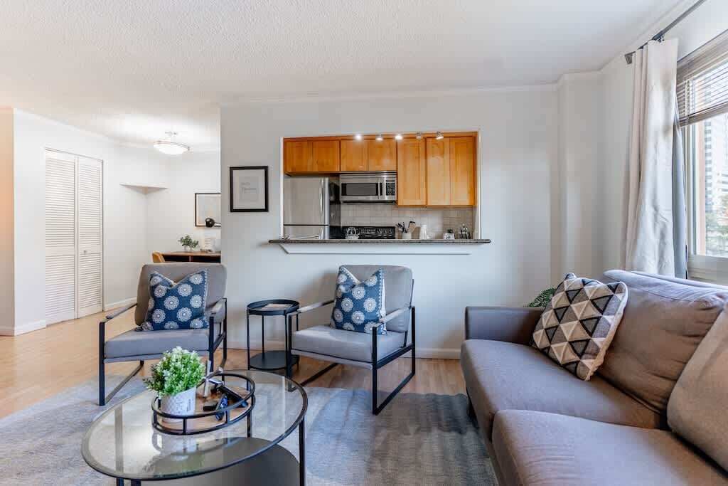 Photo of Livingroom in Downtown Seattle