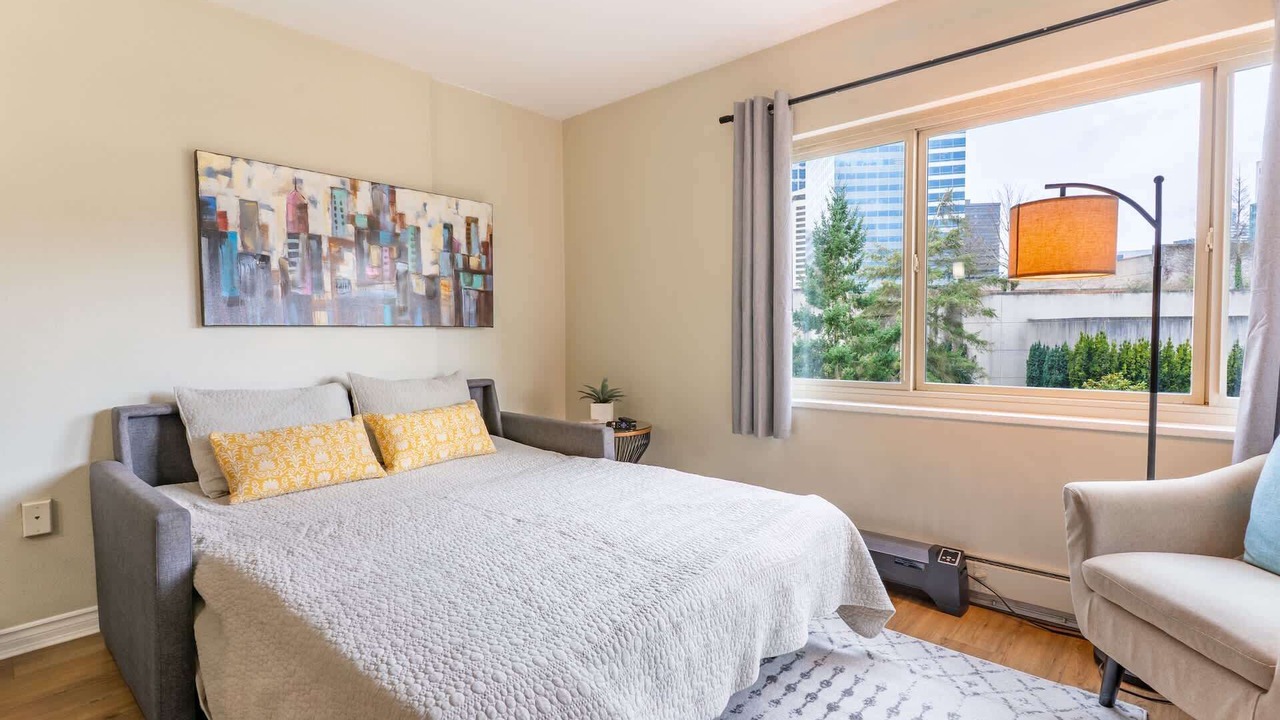 Photo of Bedroom in Downtown Seattle