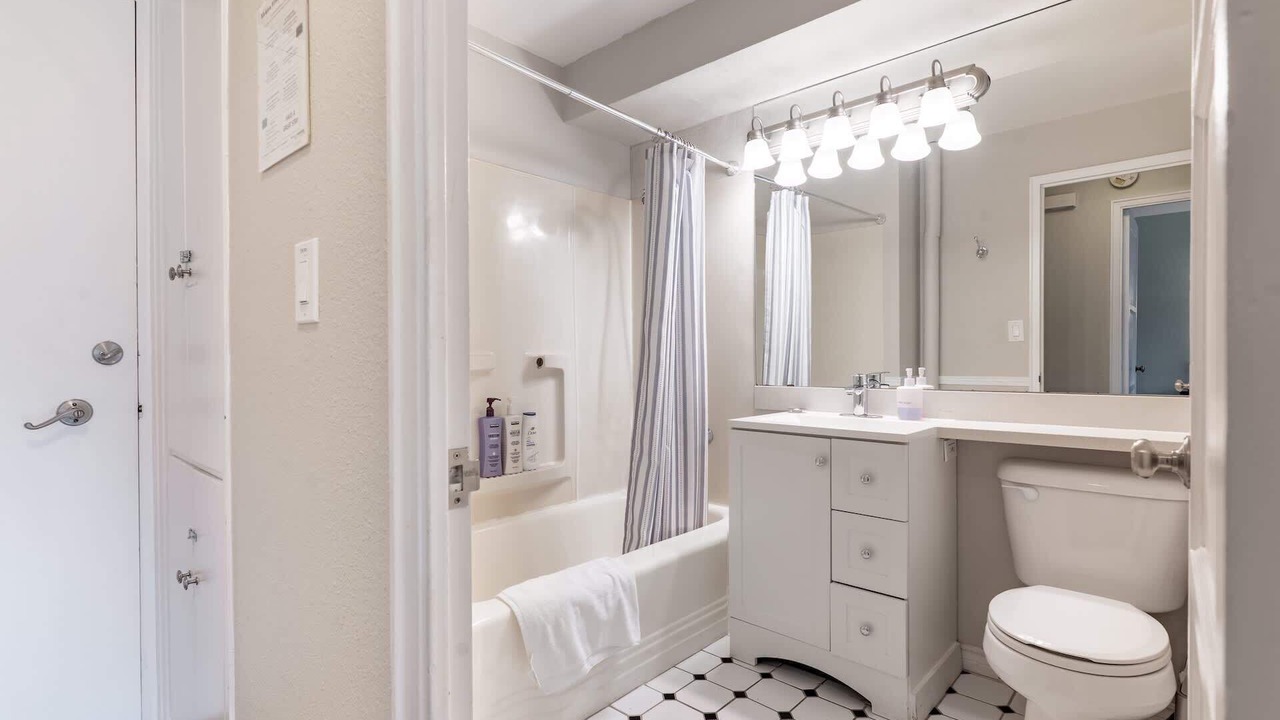 Photo of Bathroom in Downtown Seattle