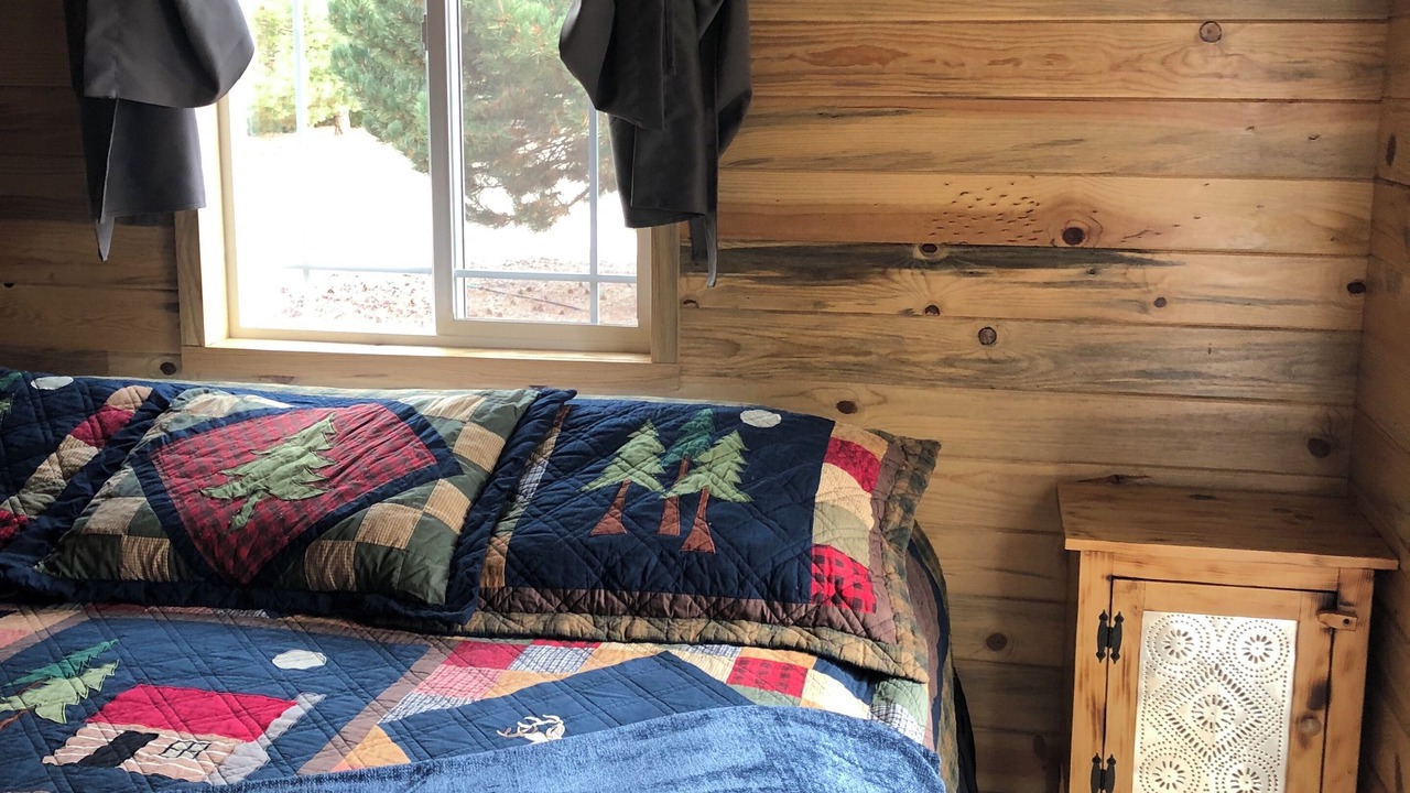 Photo of Bedroom in Blanding