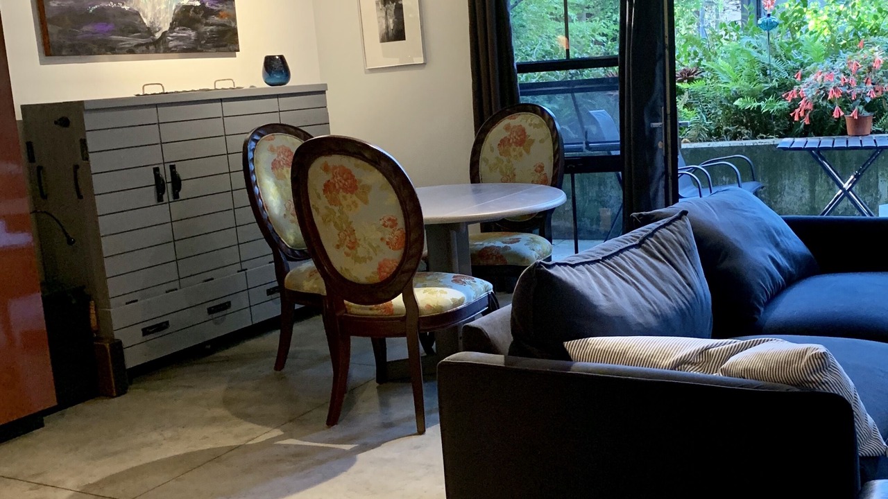 Photo of Livingroom in Pearl District
