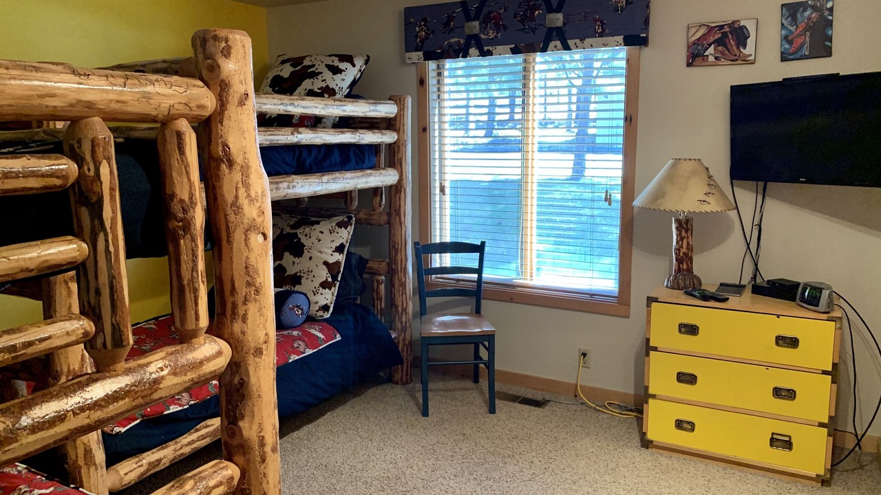 Photo of Bedroom in Sunriver