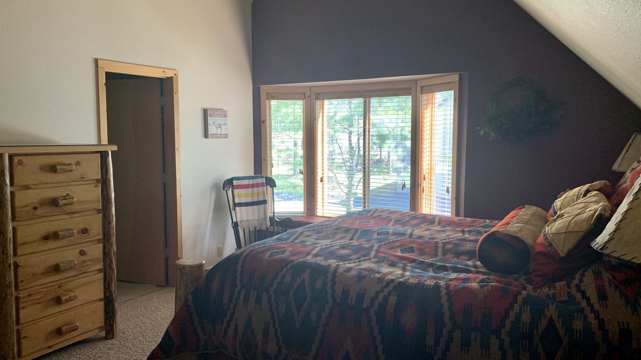 Photo of Bedroom in Sunriver