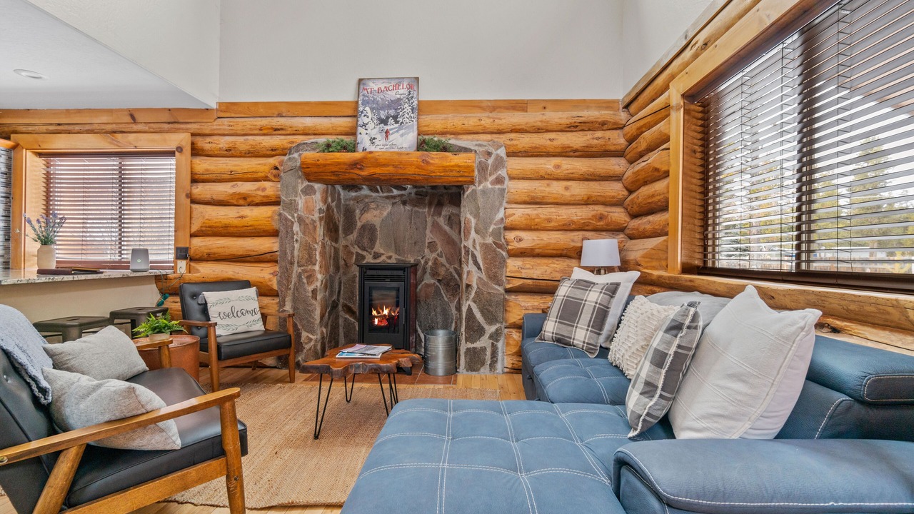 Photo of Livingroom in Three Rivers