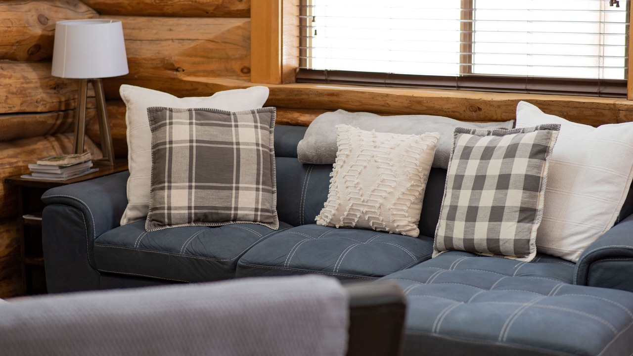 Photo of Livingroom in Three Rivers