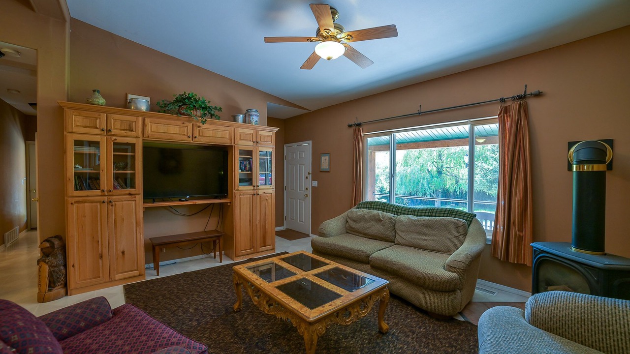 Photo of Livingroom in Fish Haven