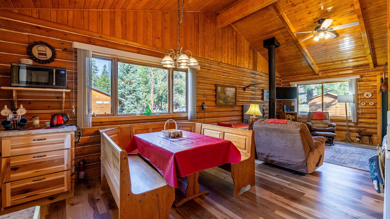 Photo of Livingroom in Park County