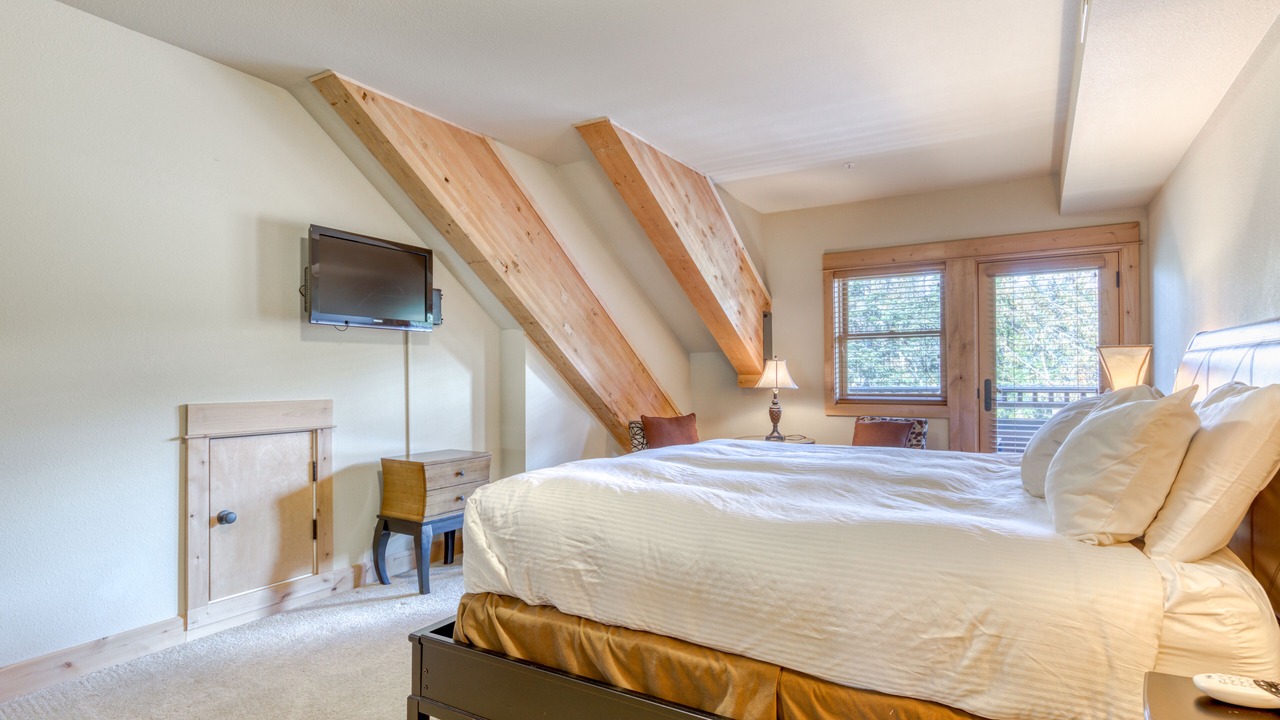 Photo of Bedroom in Government Camp