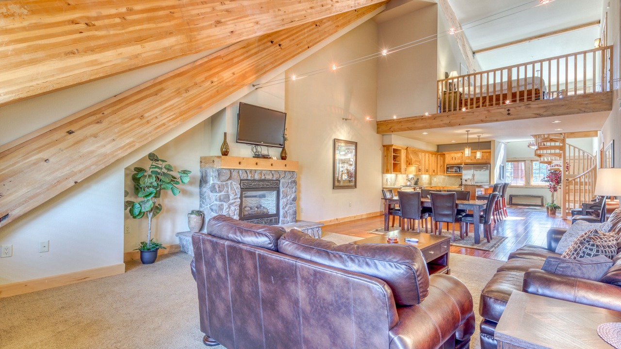 Photo of Livingroom in Government Camp