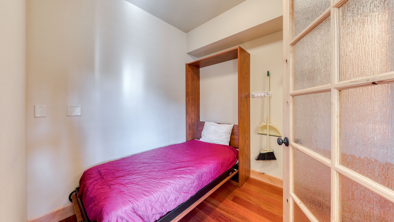 Photo of Bedroom in Government Camp