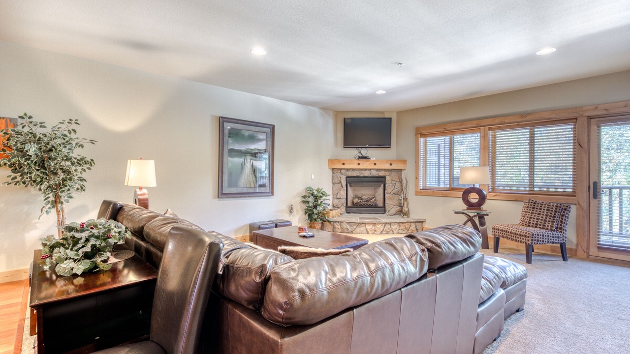 Photo of Livingroom in Government Camp
