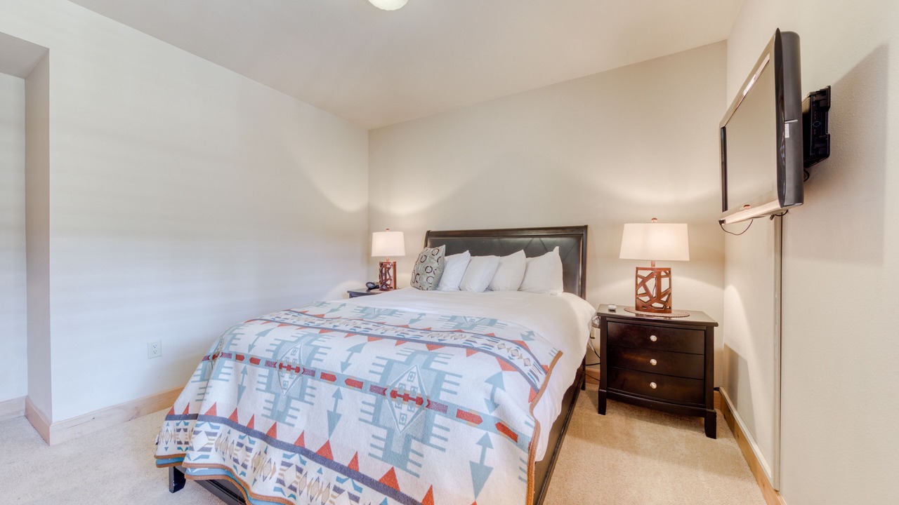 Photo of Bedroom in Government Camp