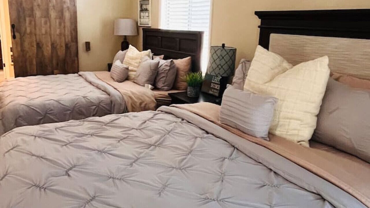 Photo of Bedroom in Palisades