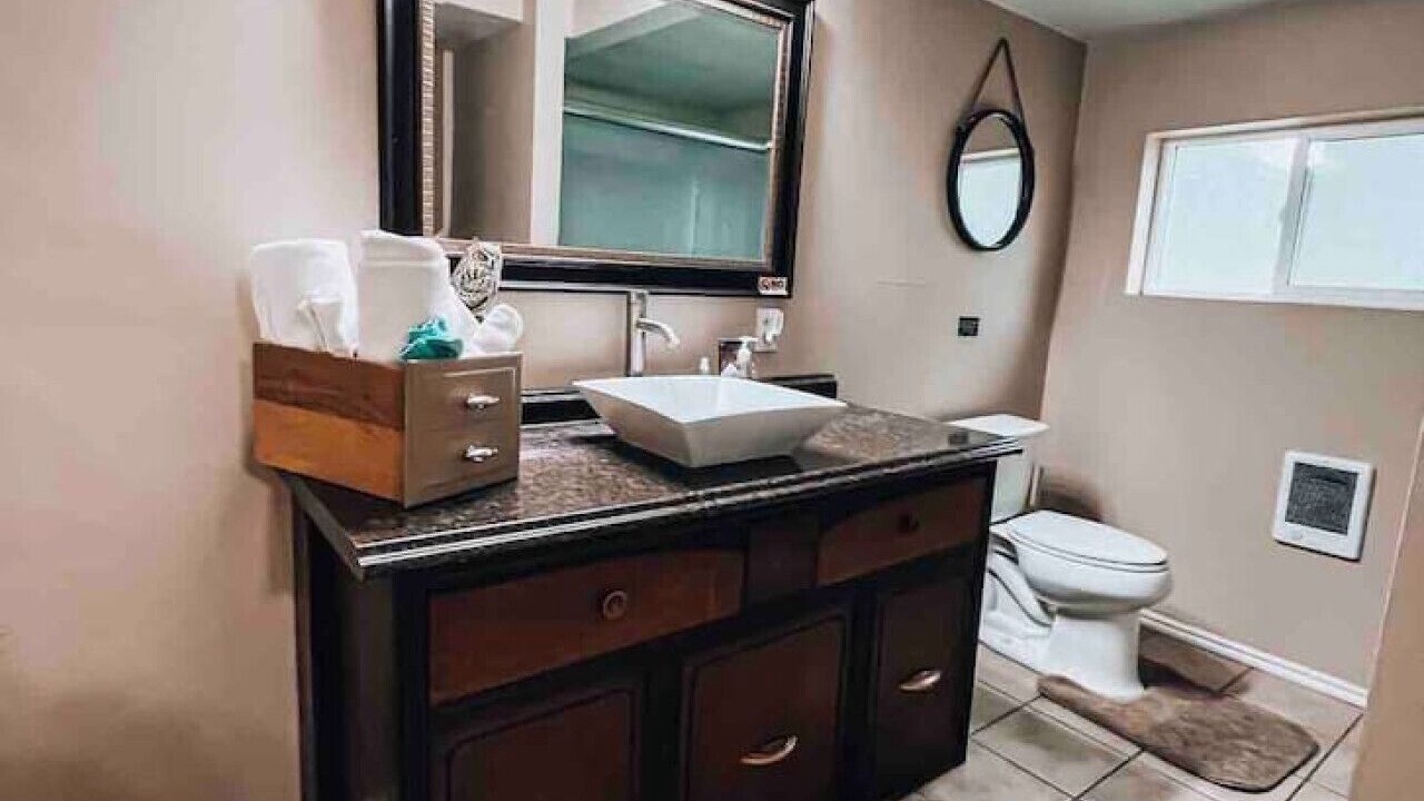 Photo of Bathroom in Palisades