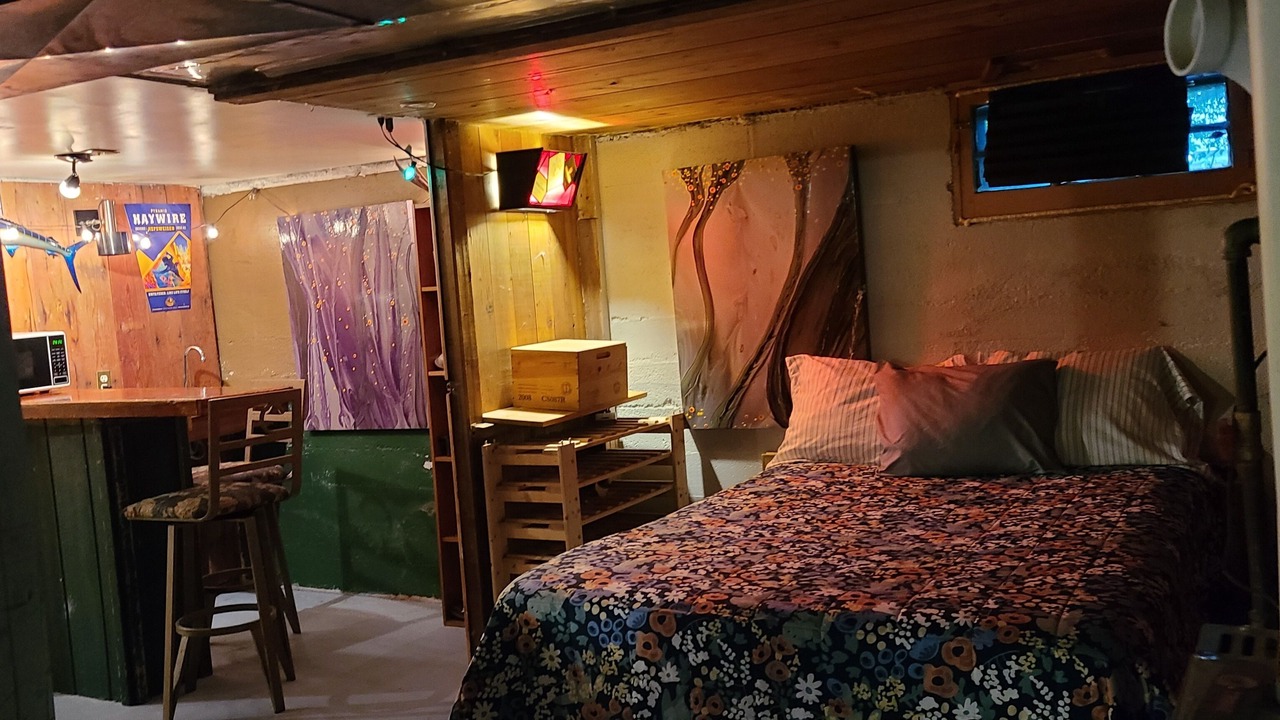 Photo of Bedroom in Garden District