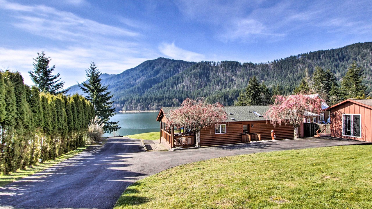 Photo of Outdoor in Eatonville