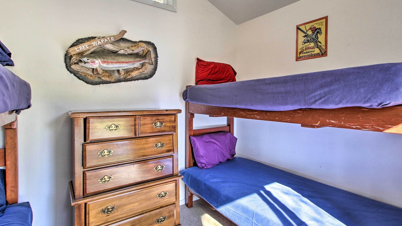 Photo of Bedroom in Eatonville