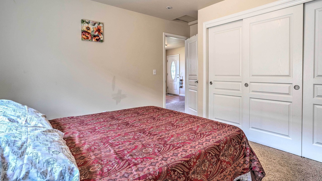 Photo of Bedroom in Grants Pass