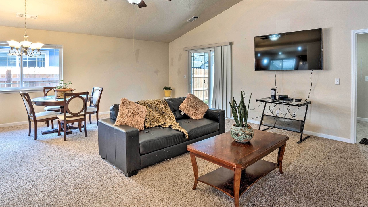 Photo of Bedroom in Grants Pass