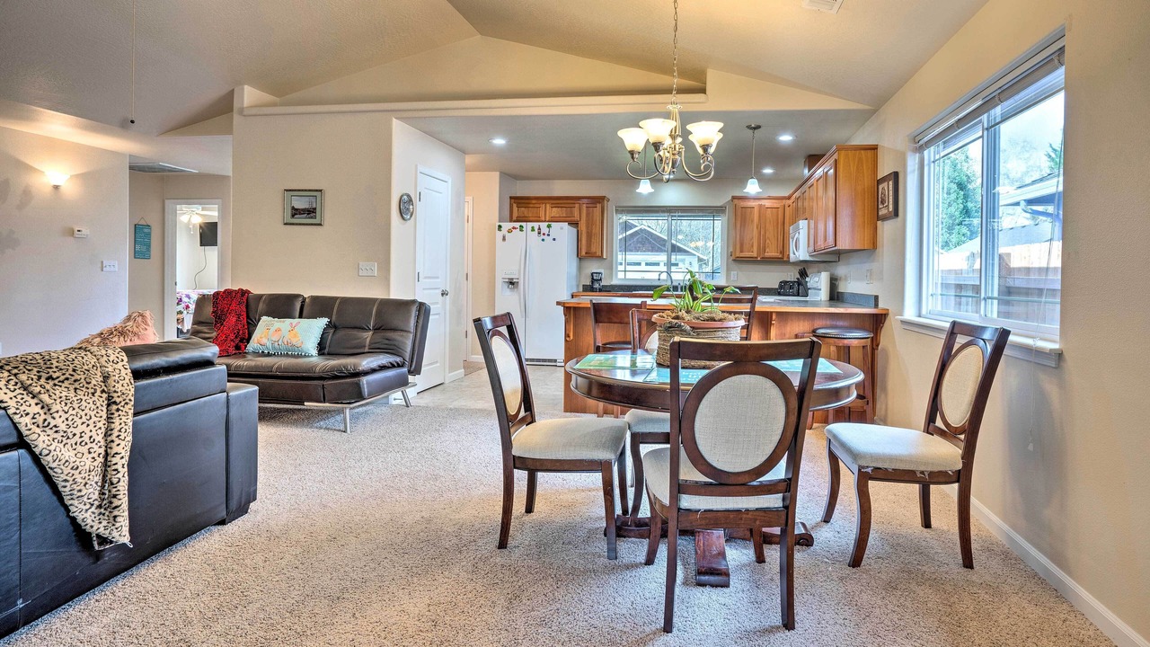 Photo of Livingroom in Grants Pass
