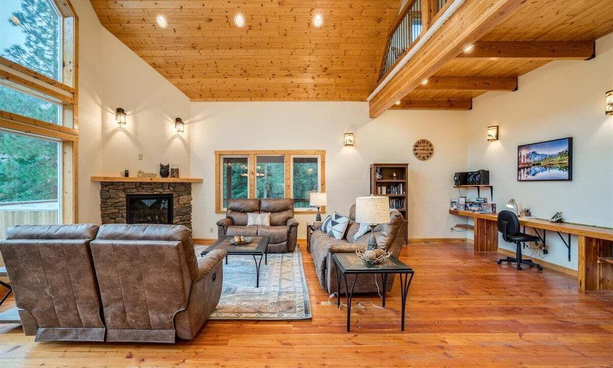 Photo of Livingroom in Leavenworth
