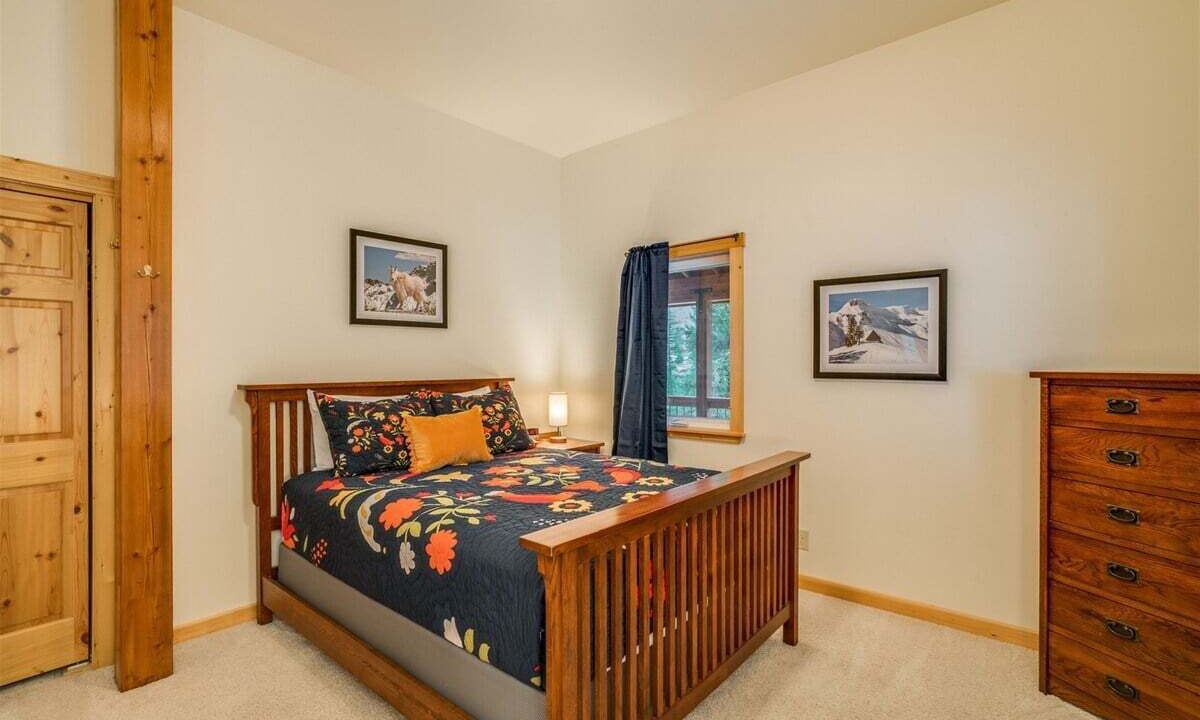 Photo of Bedroom in Leavenworth