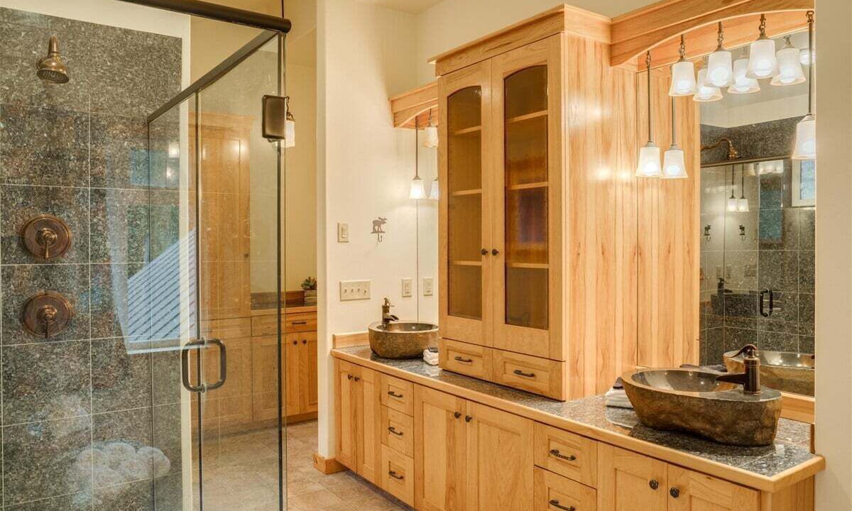 Photo of Bathroom in Leavenworth