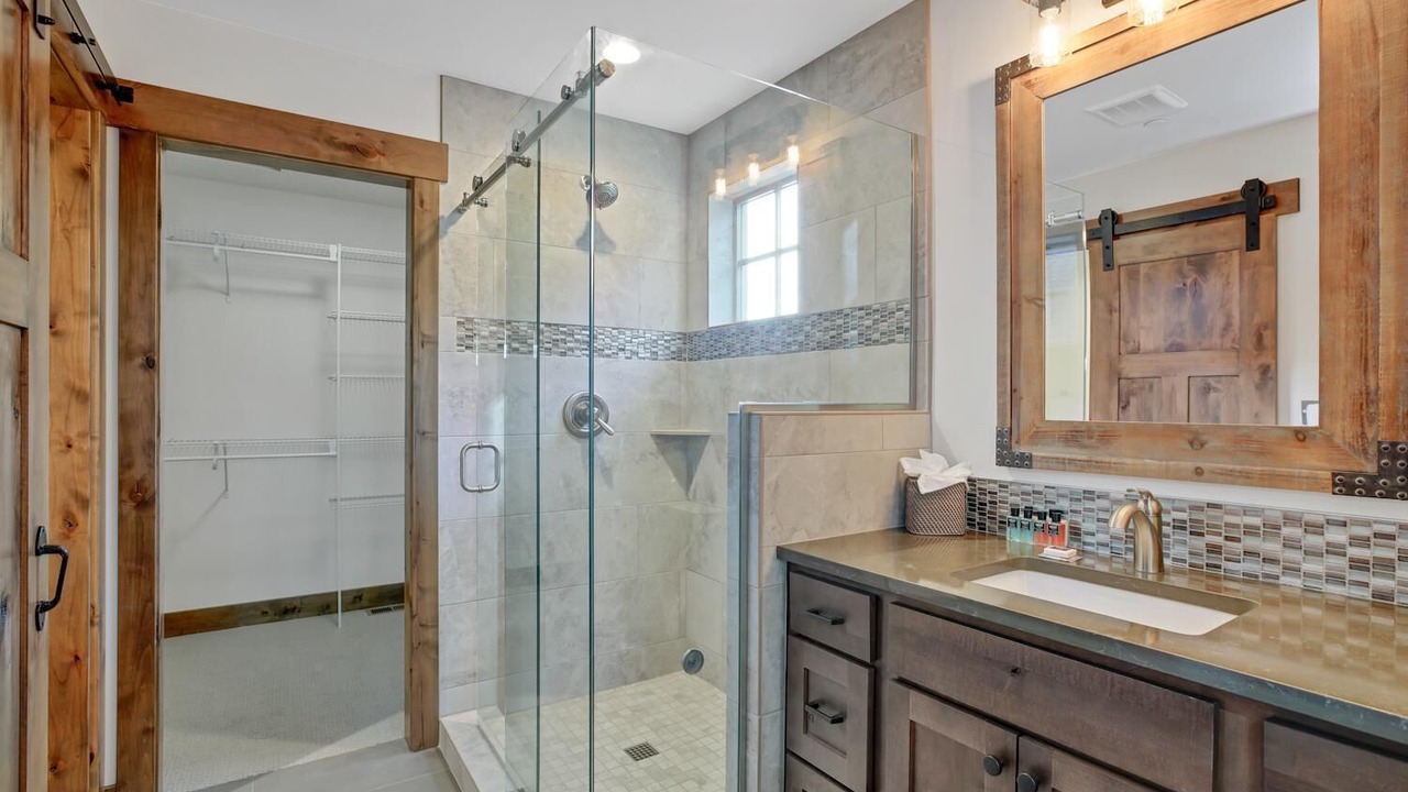 Photo of Bathroom in Cle Elum