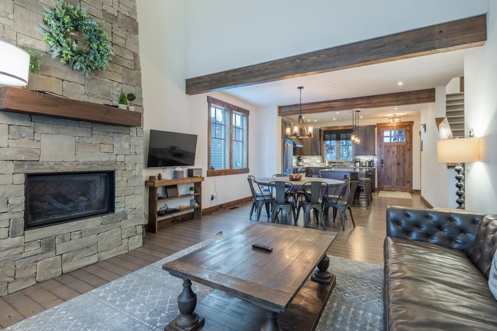 Photo of Livingroom in Cle Elum