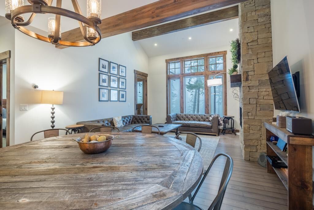 Photo of Livingroom in Cle Elum
