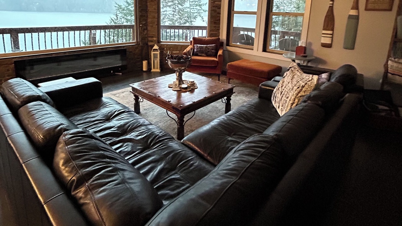 Photo of Livingroom in Sudden Valley