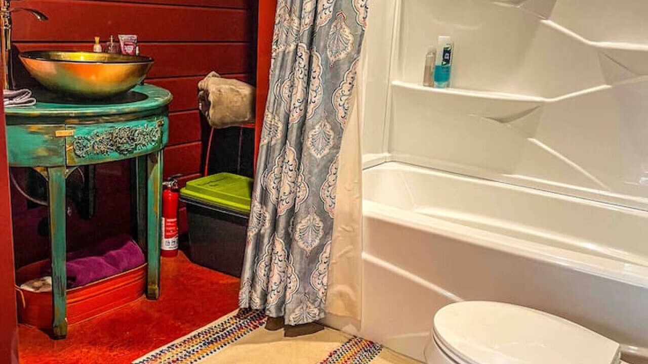 Photo of Bathroom in Palisades