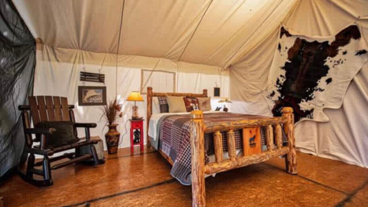 Photo of Bedroom in Palisades