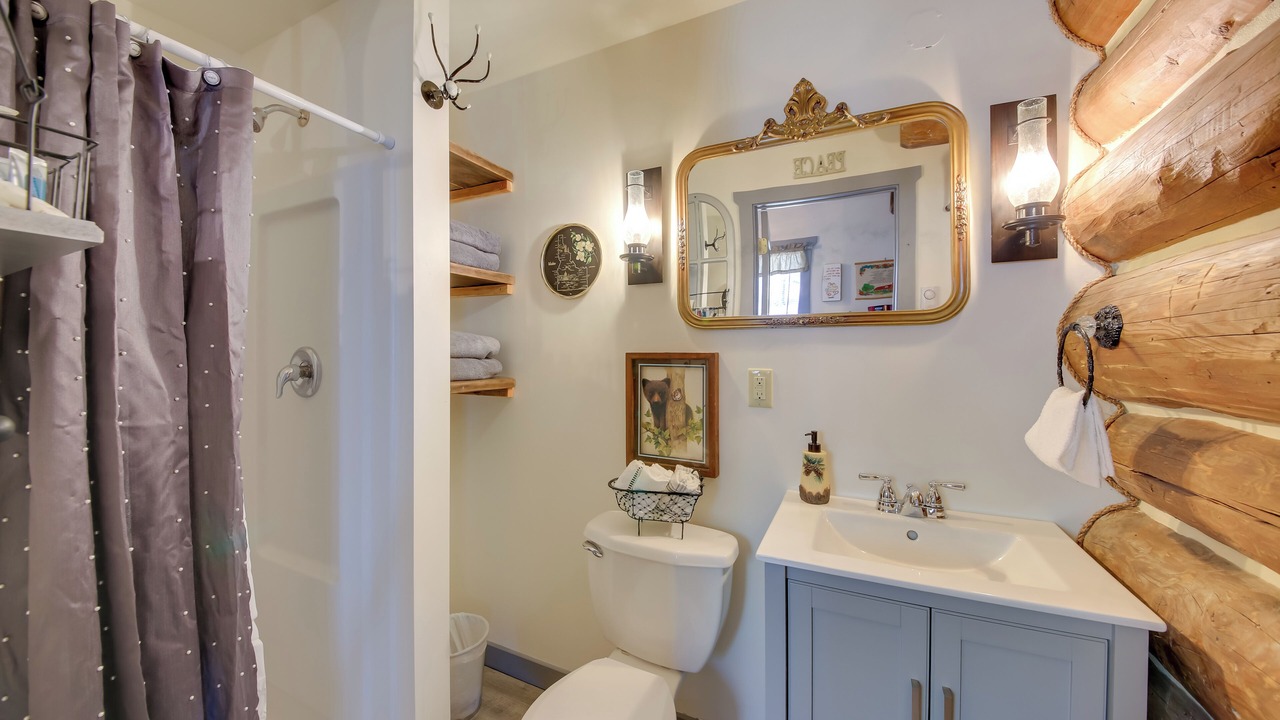 Photo of Bathroom in Bonners Ferry