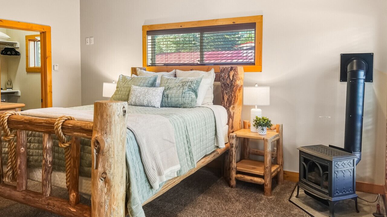 Photo of Bedroom in Donnelly