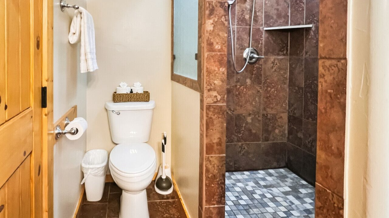 Photo of Bathroom in Donnelly