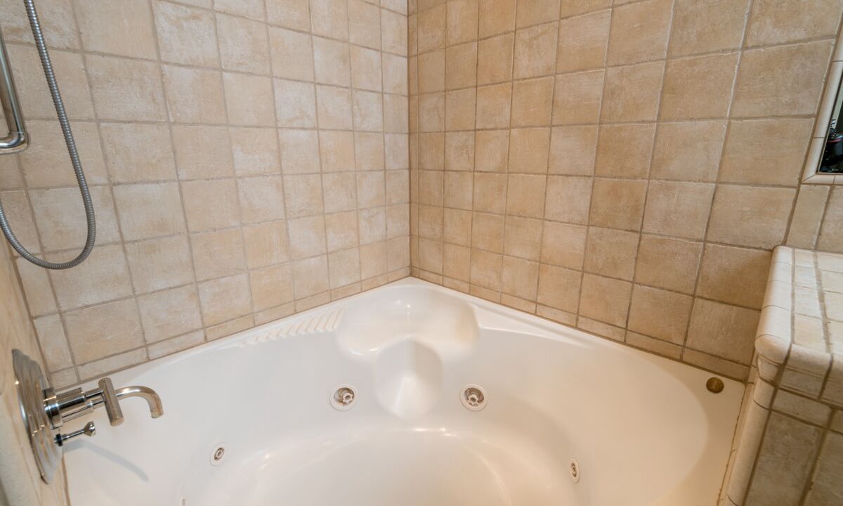 Photo of Bathroom in Elkhorn