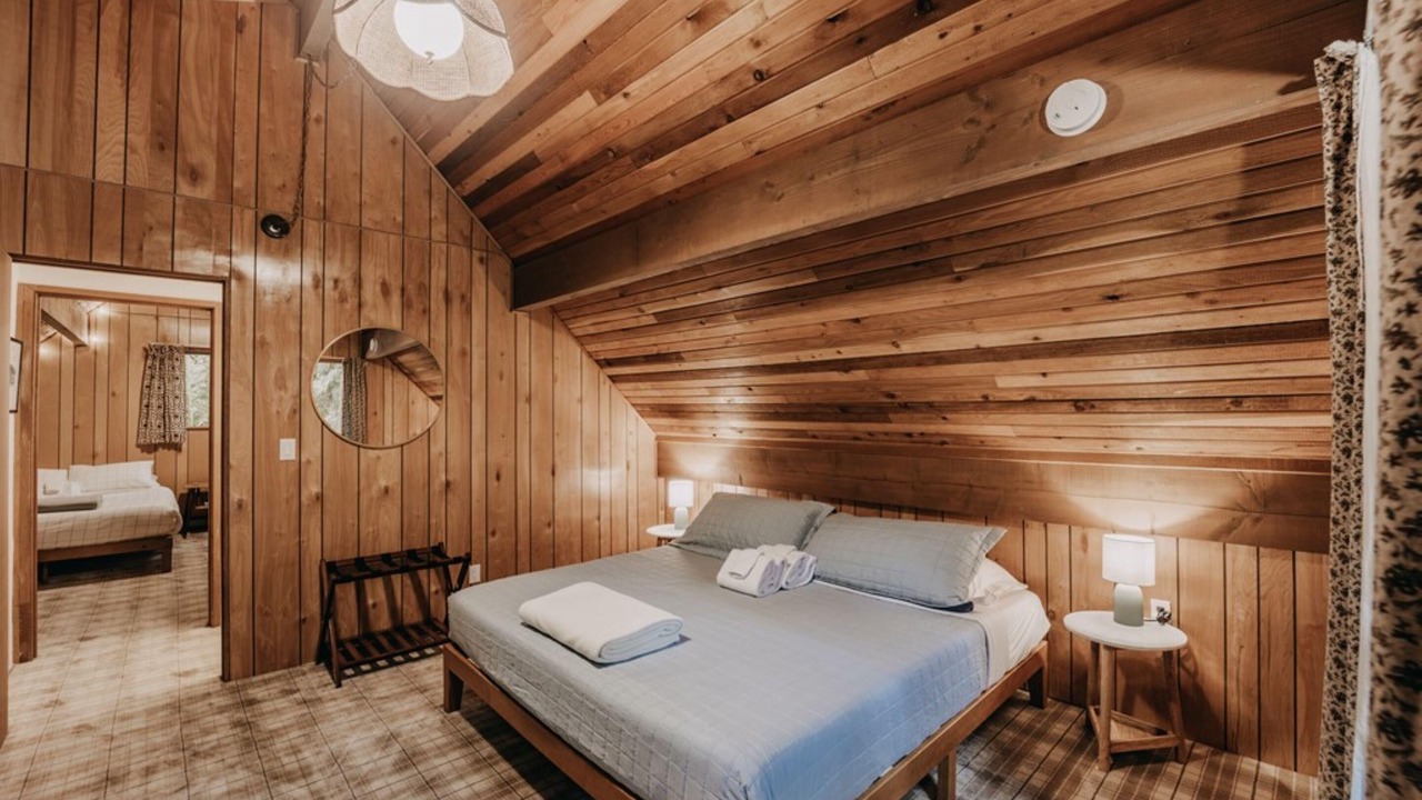 Photo of Bedroom in Glacier