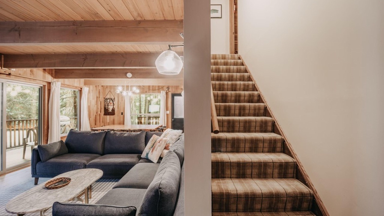 Photo of Livingroom in Glacier