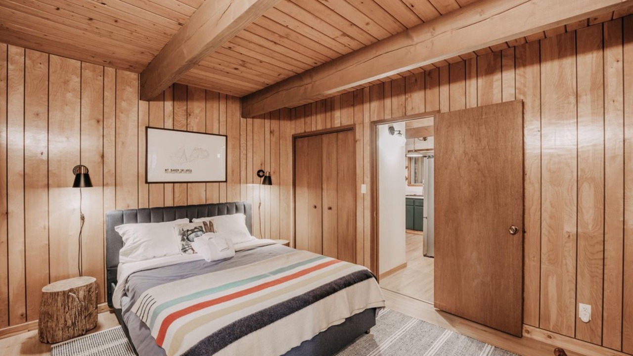 Photo of Bedroom in Glacier