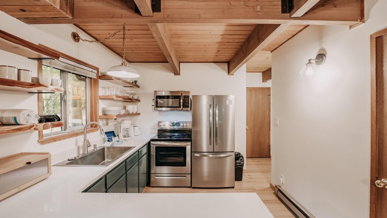 Photo of Kitchen in Glacier