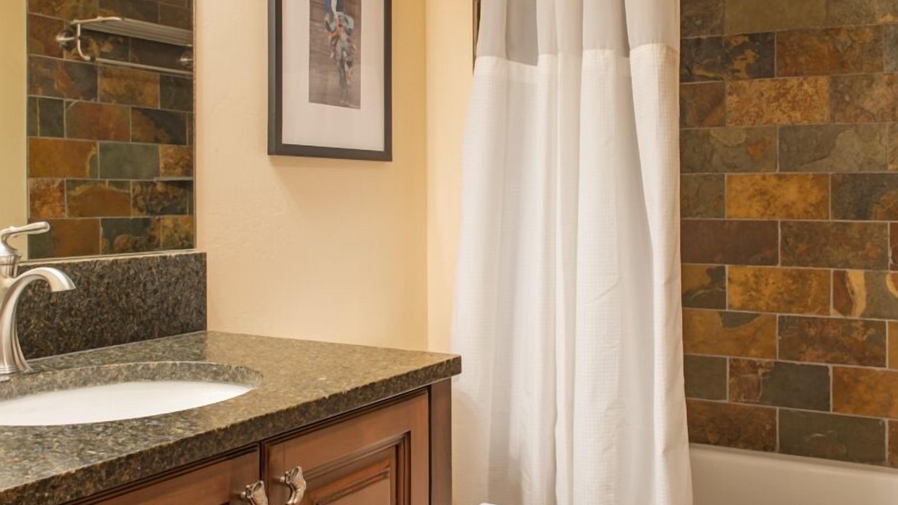 Photo of Bathroom in Big Sky