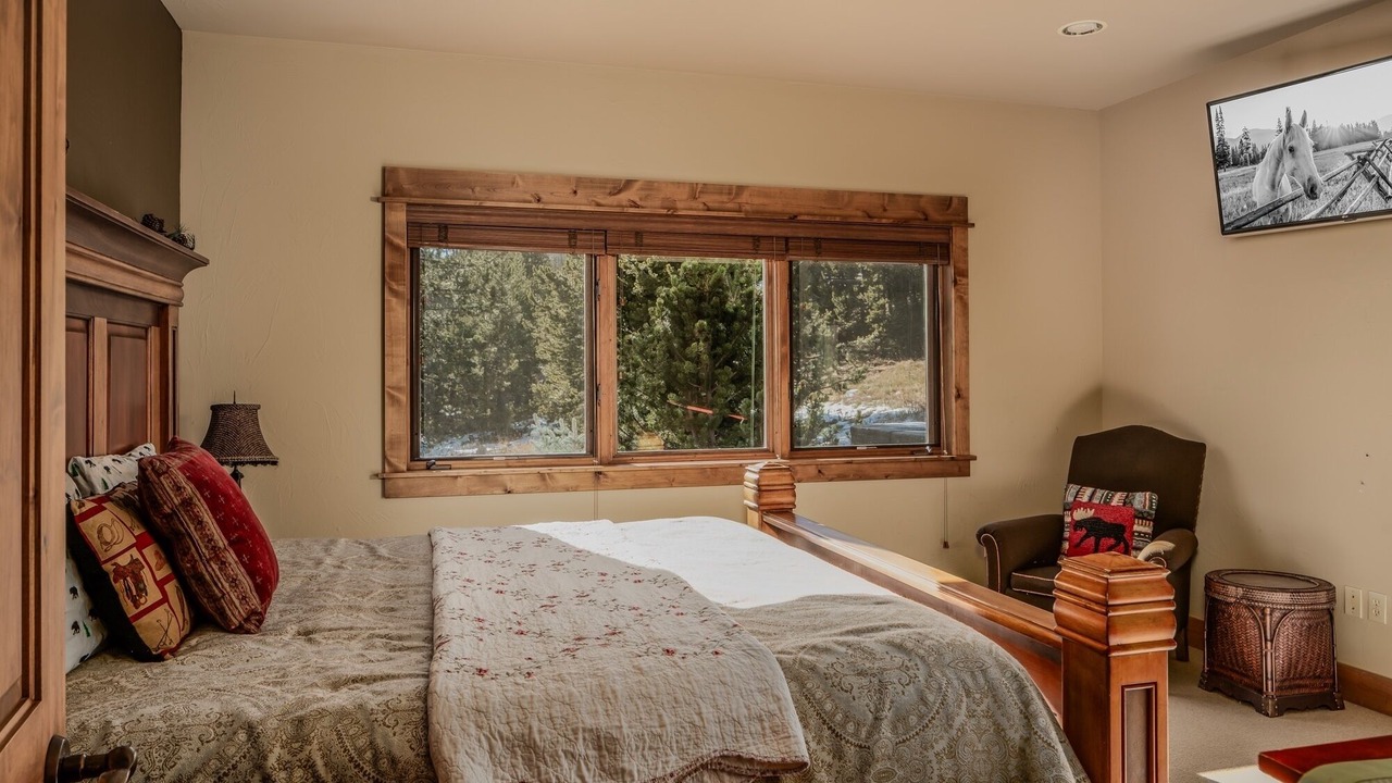 Photo of Bedroom in Big Sky