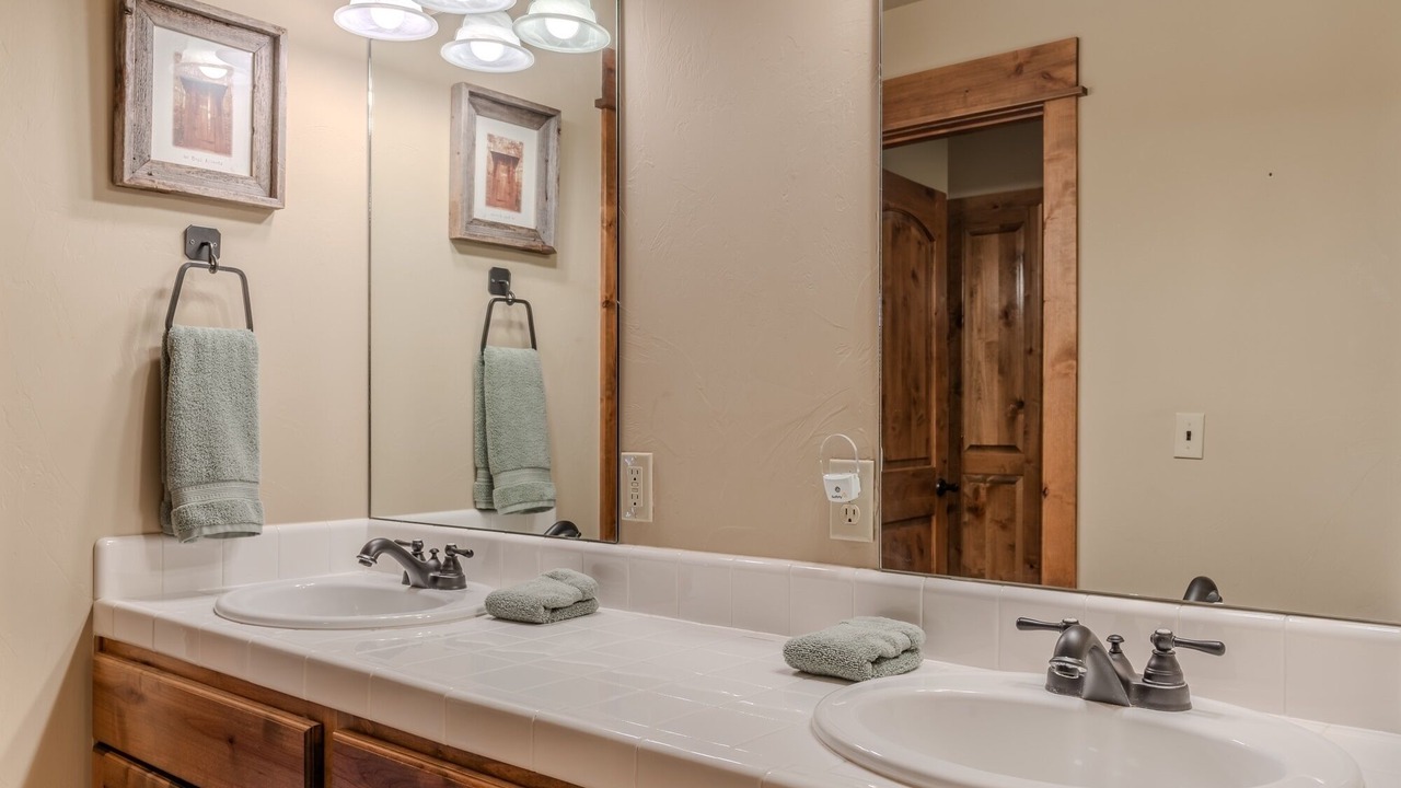 Photo of Bathroom in Big Sky