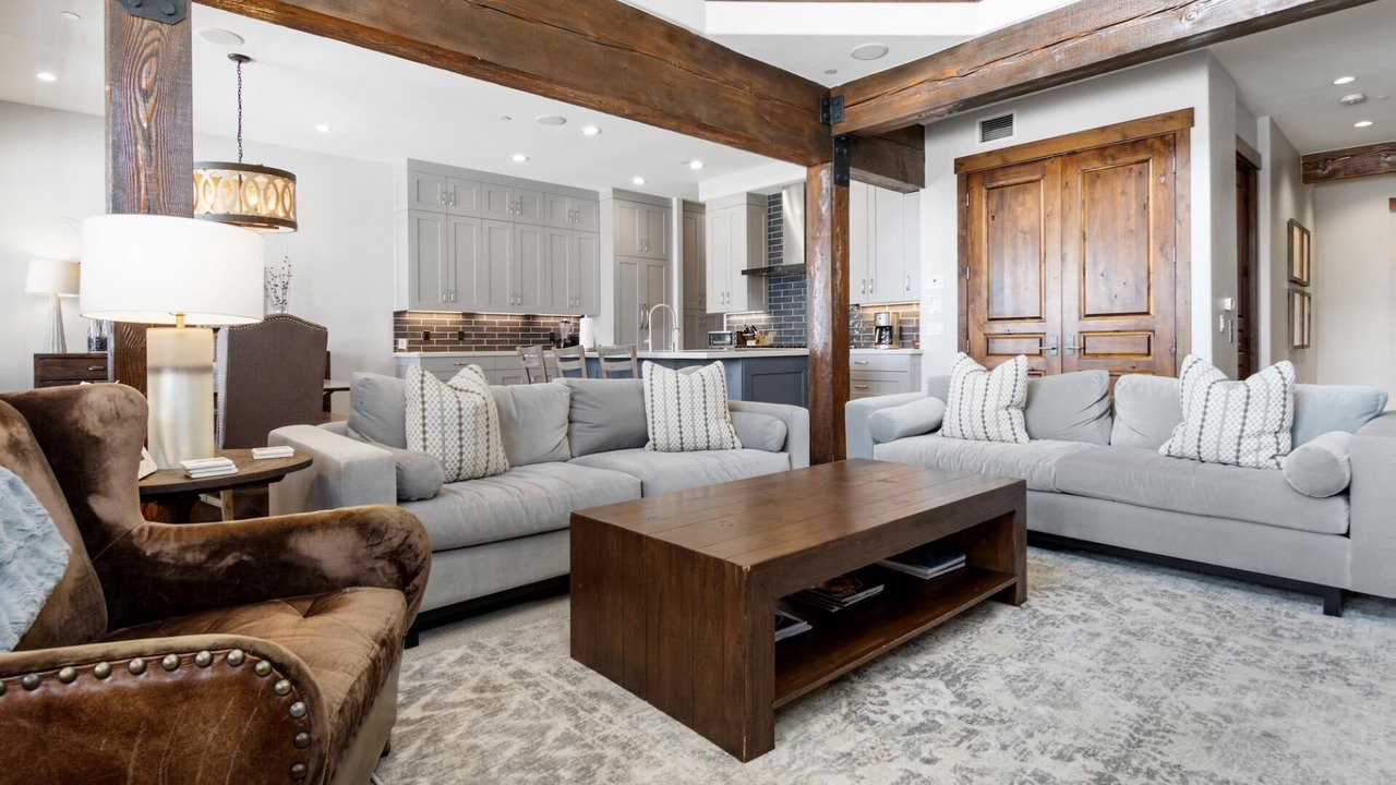 Photo of Livingroom in North Park City