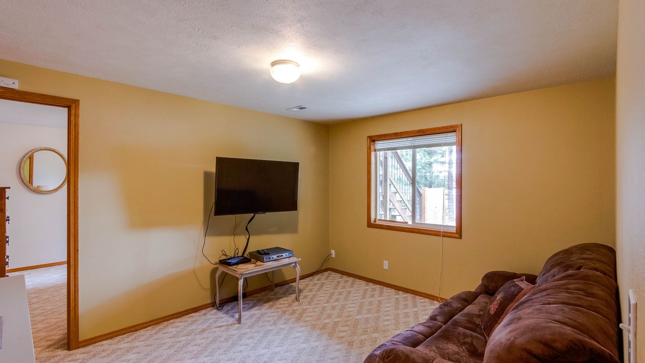 Photo of Livingroom in Rockford Bay
