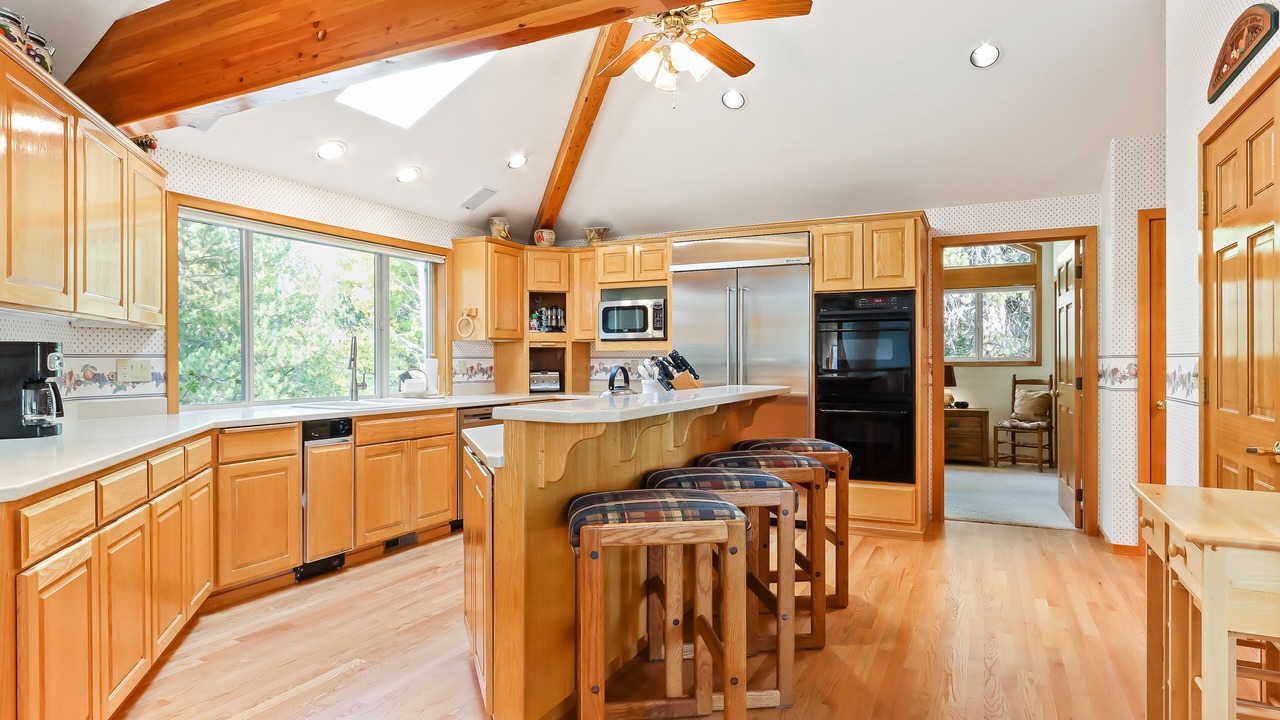 Photo of Kitchen in Sunriver