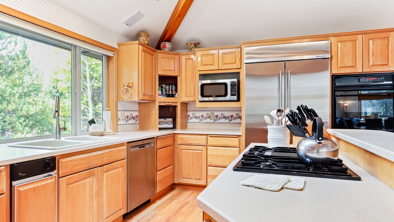 Photo of Kitchen in Sunriver